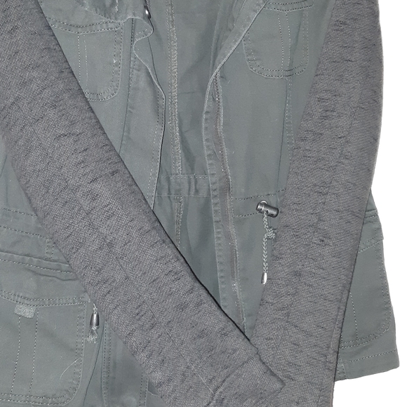 Multi fabric Utility Jacket. - Picture 4 of 12